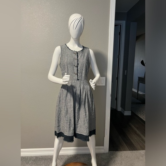 Cynthia Rowley Dresses & Skirts - Cynthia Rowley Fit & Flare linen Dress  Size 10